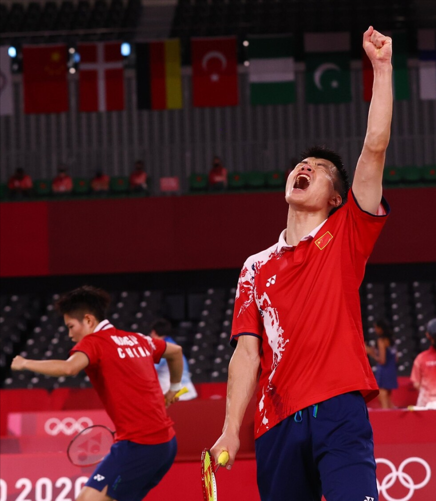 丹麦队鏖战印度队，黄鸭组合带队取胜的简单介绍