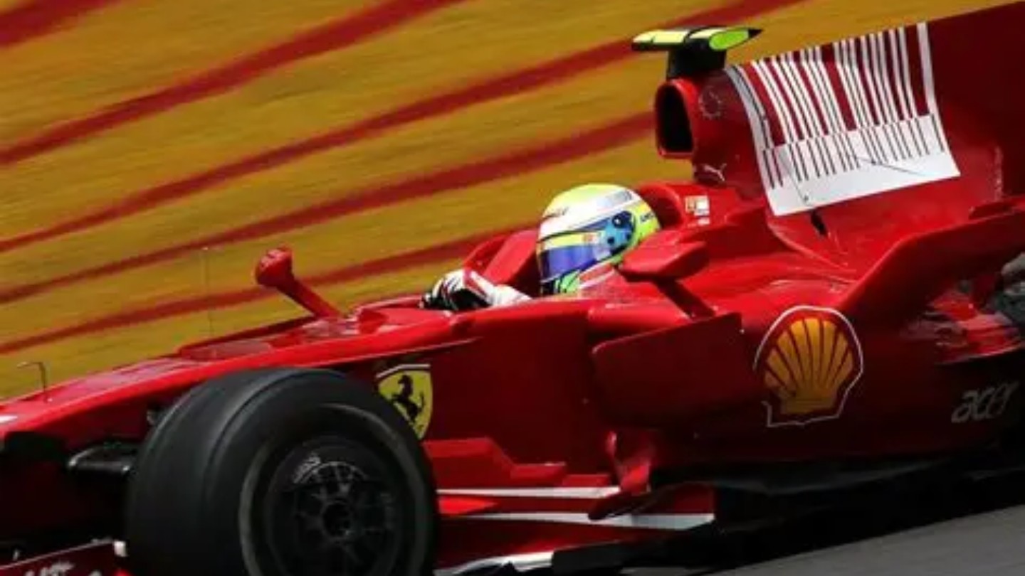 开云体育在线-威廉姆斯轻取雷诺车队，诺里斯点燃赛场