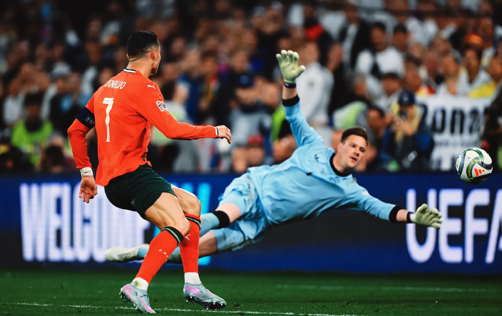 德国队逆转葡萄牙队，马龙统治全场