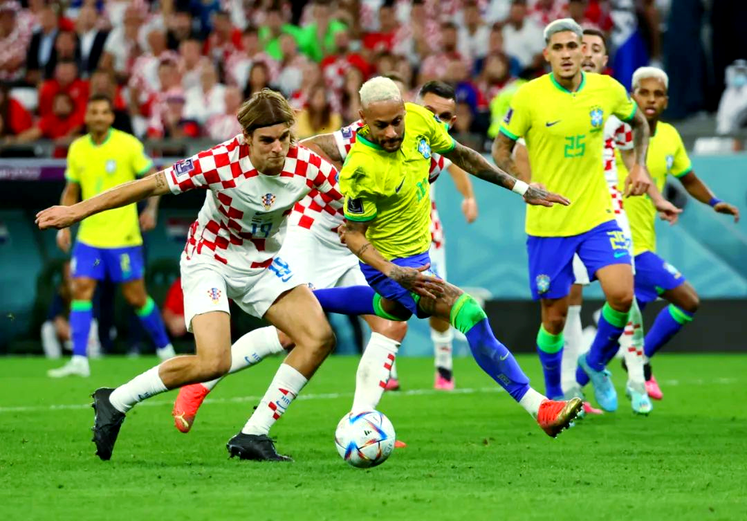 开云体育登录-马赛险胜克罗地亚，内马尔带队取胜